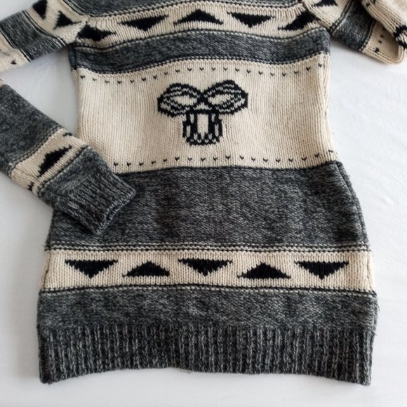 TNA Northwest 100% lambs wool cardigan shawl collar Sweater - Picture 7 of 7
